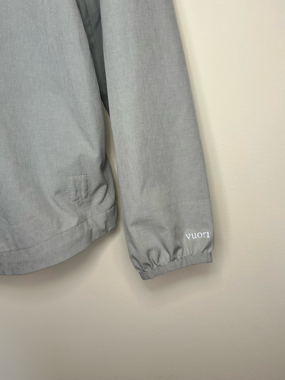 Vuori Men’s Outdoor Trainer Shell Golf Forever Embroidered Logo Size Small - Picture 5 of 8